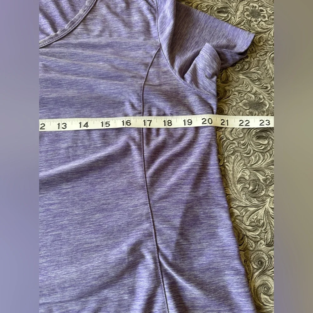 Duluth Trading Co Women's V-Neck Armachillo Lavender Tee - Picture 5 of 5